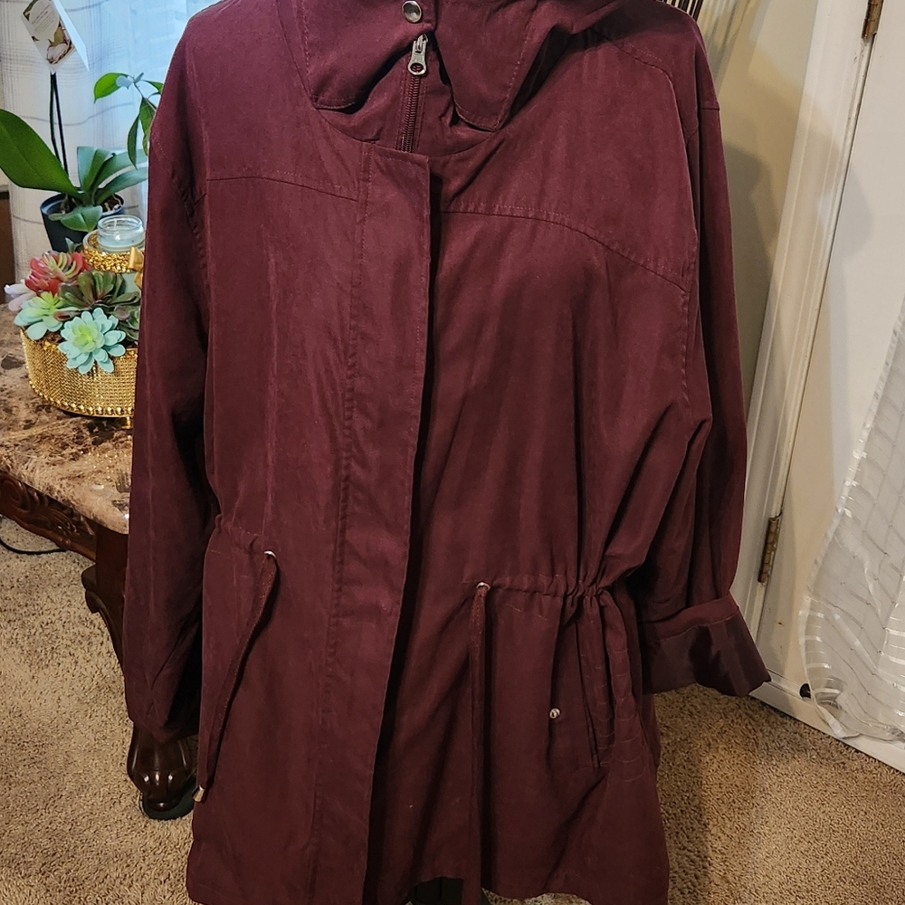 Casual Chic Maroon Anarok Jacket for Women